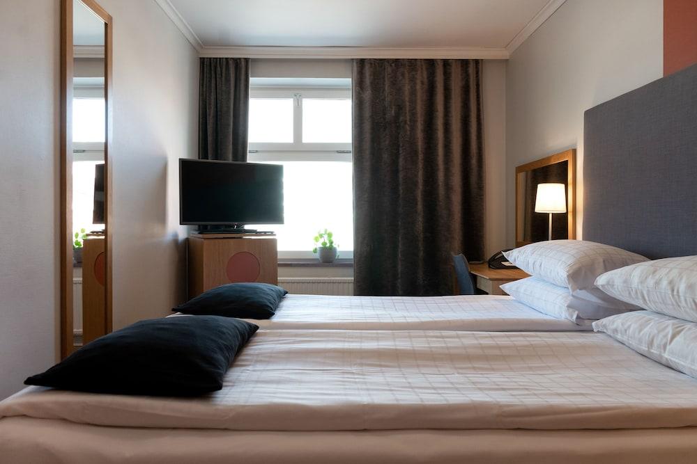 Elite City Hotel, Oerebro Eksteriør bilde