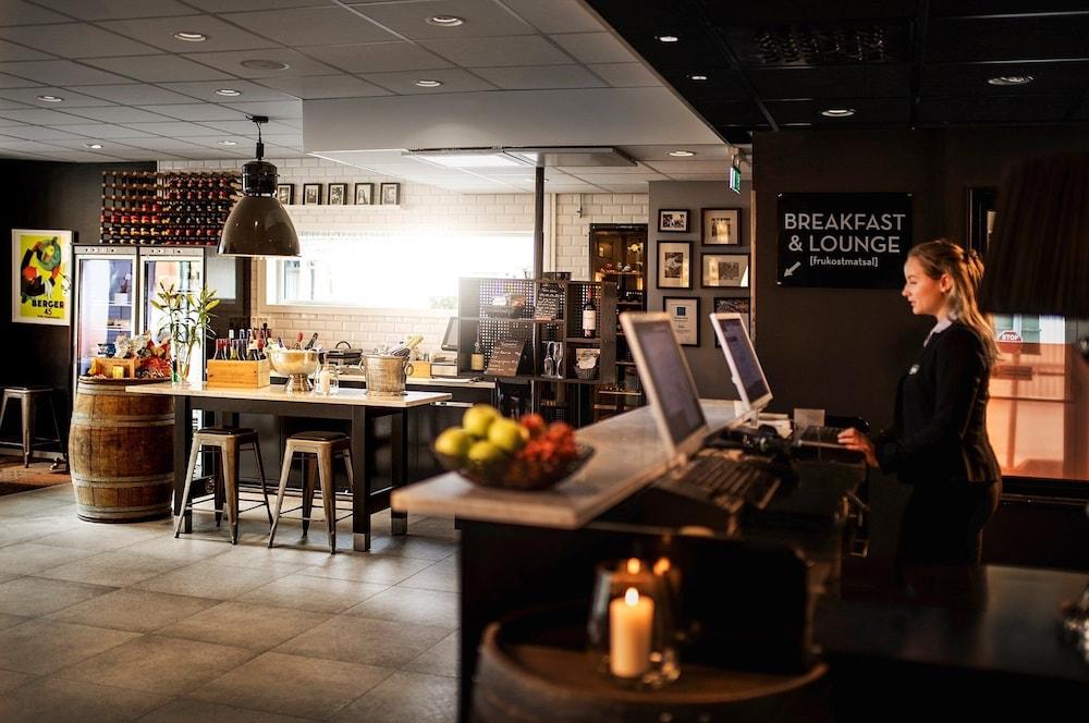 Elite City Hotel, Oerebro Eksteriør bilde